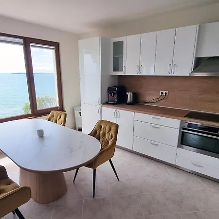 под наем 4-стаен с изумителна фронтална гледка море, Sun Coast влас Sveti Vlas