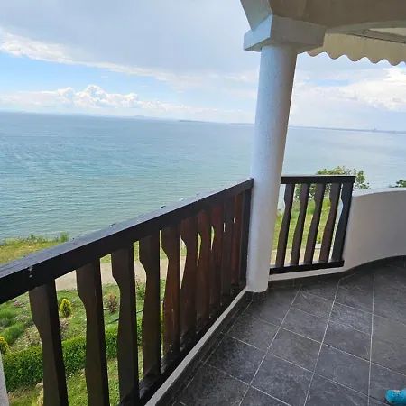 Apartment под наем 4-стаен с изумителна фронтална гледка море, Sun Coast влас