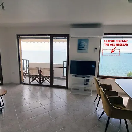 Apartment под наем 4-стаен с изумителна фронтална гледка море, Sun Coast влас Sveti Vlas