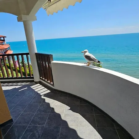 под наем 4-стаен с изумителна фронтална гледка море, Sun Coast влас Apartment