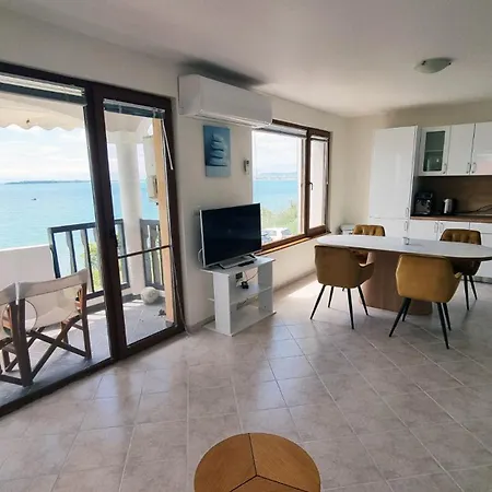 под наем 4-стаен с изумителна фронтална гледка море, Sun Coast влас Sveti Vlas