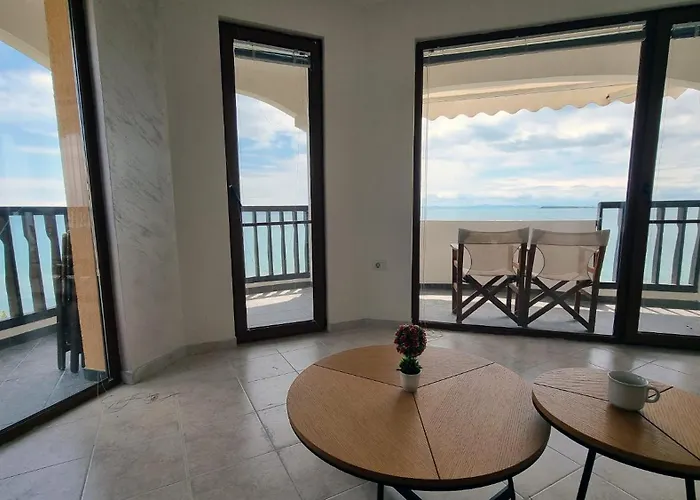 под наем 4-стаен с изумителна фронтална гледка море, Sun Coast влас Apartman